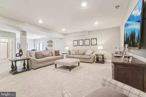 Other - 6503 Clubhouse Dr, Laurel, MD 20708 photo 14 of 18