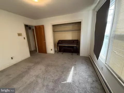 Bedroom - 4325 Delmar Ave, Temple Hills, MD 20748 photo 2 of 3