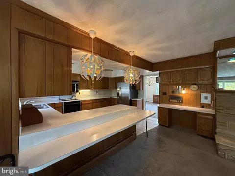 Kitchen - 4325 Delmar Ave, Temple Hills, MD 20748 photo 2 of 2