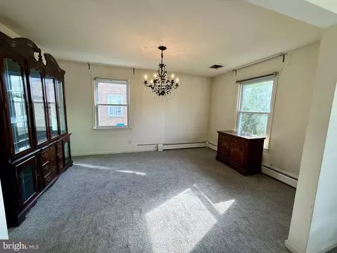 Living - 4325 Delmar Ave, Temple Hills, MD 20748 photo 4 of 7