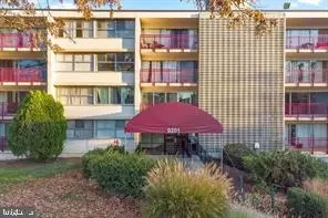 9201 New Hampshire Ave #302, Silver Spring, MD 20903