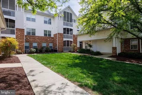 6602 Lake Park Dr #1N, Greenbelt, MD 20770