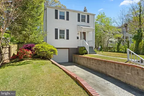 5803 41st Ave, Hyattsville, MD 20781