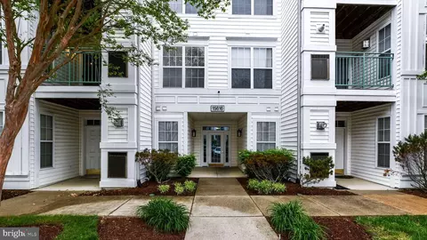 15616 Everglade Ln #201, Bowie, MD 20716