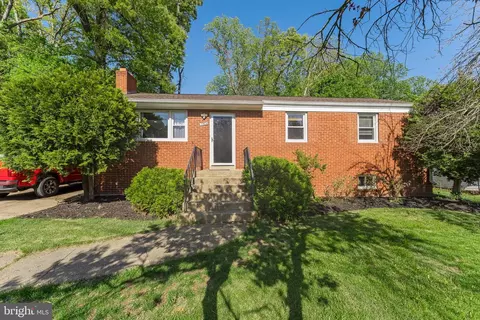7504 Harrison Ln, Temple Hills, MD 20748