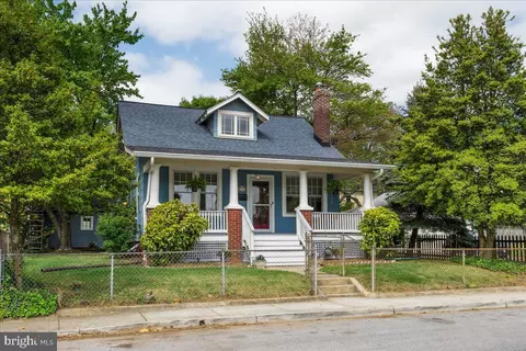 5008 43rd Ave, Hyattsville, MD 20781