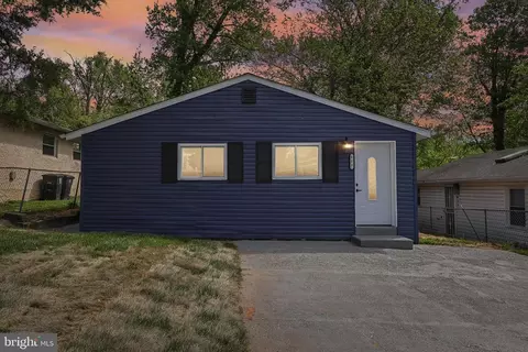 409 Carmody Hills Dr, Capitol Heights, MD 20743