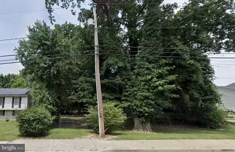 Glenarden Parkway, Lanham, MD 20706