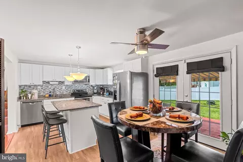12201 Windbrook Dr, Clinton, MD 20735 photo 12