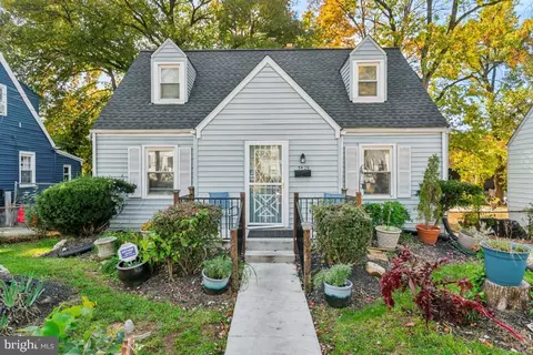 5429 Spring Rd, Bladensburg, MD 20710