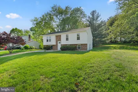 3604 Ripplingbrook Ct, Bowie, MD 20721 photo 2