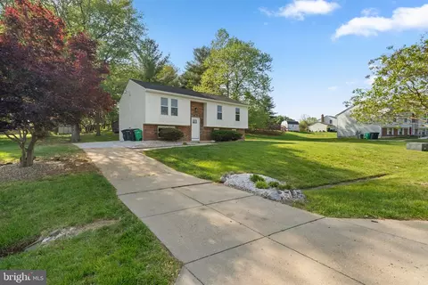 3604 Ripplingbrook Ct, Bowie, MD 20721 photo 3