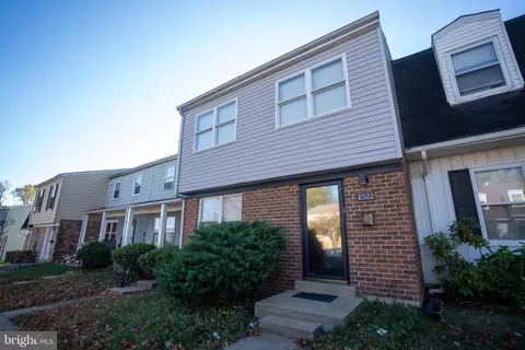 8922 Congress Pl, Landover, MD 20785