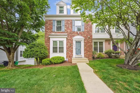10048 Quiet Brook Ln, Clinton, MD 20735