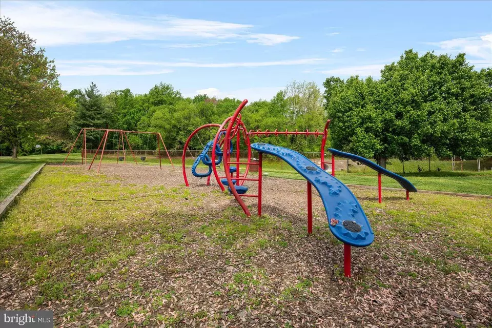  1653 Forest Park, District Heights, MD 20747 photo 8