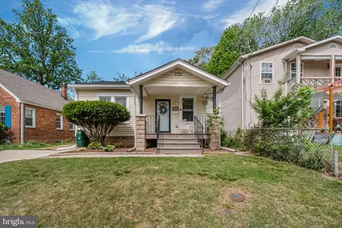 4508 38th Pl, Brentwood, MD 20722