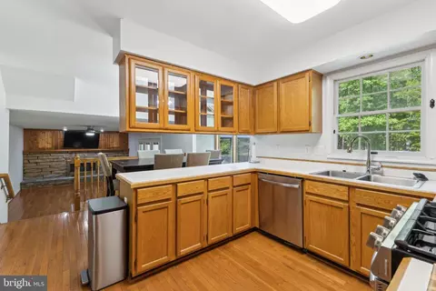 Kitchen - 8712 Brazke Ct, Clinton, MD 20735 photo 1 of 2