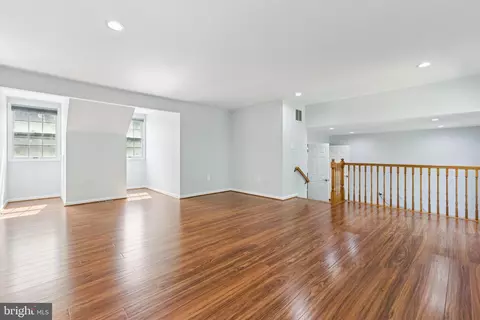 Living - 8712 Brazke Ct, Clinton, MD 20735 photo 6 of 7
