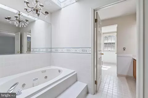 Bath - 8712 Brazke Ct, Clinton, MD 20735 photo 1 of 2