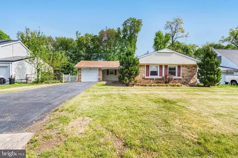 12500 Kensington Ln, Bowie, MD 20715