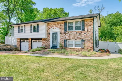 4314 Weldon Dr, Temple Hills, MD 20748