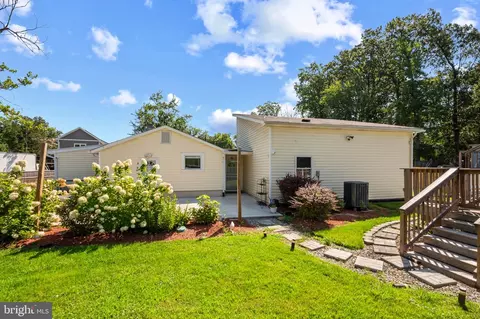 5518 Lanham Station Rd, Lanham, MD 20706