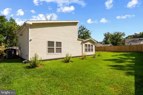 Exterior - 5518 Lanham Station Rd, Lanham, MD 20706 photo 4 of 4