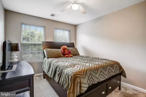 Bedroom - 9506 Wilton Pl, Clinton, MD 20735 photo 5 of 8