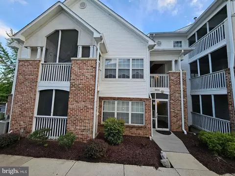 6620 Lake Park Dr #2D / 201, Greenbelt, MD 20770