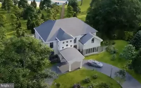 700 Moyer Ct, Fort Washington, MD 20744