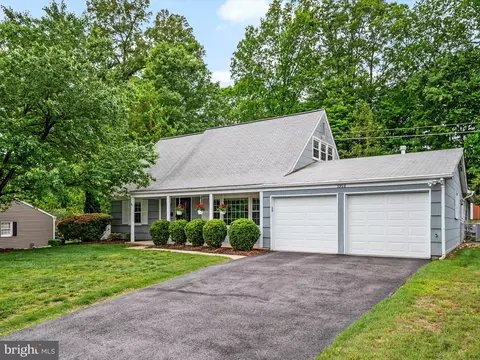 3906 York Ln, Bowie, MD 20715