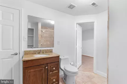 Bath - 601 James Ridge Rd, Bowie, MD 20721 photo 4 of 4