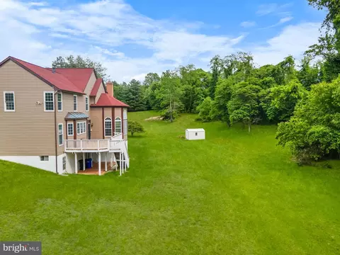 Exterior - 601 James Ridge Rd, Bowie, MD 20721 photo 2 of 8