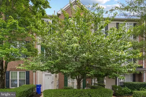 3707 Elmcrest Ln, Bowie, MD 20716