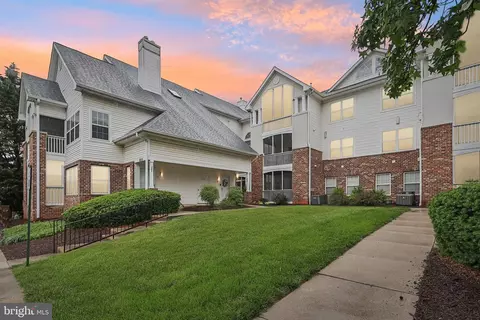 6510 Lake Park Dr #T1, Greenbelt, MD 20770