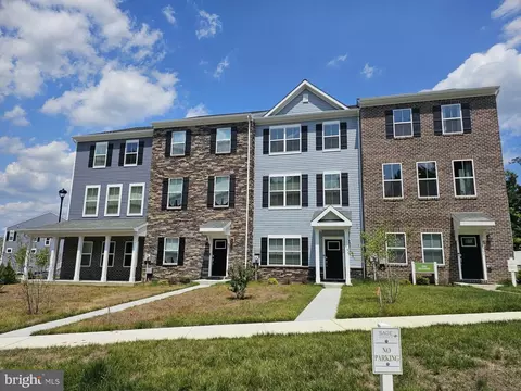 7304 Roxy Run #8, Clinton, MD 20735