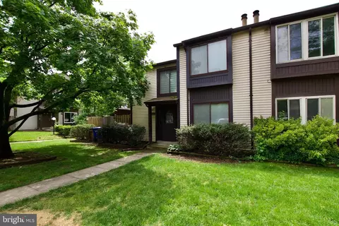 Exterior - 7313 Split Rail Ln, Laurel, MD 20707 photo 1 of 5