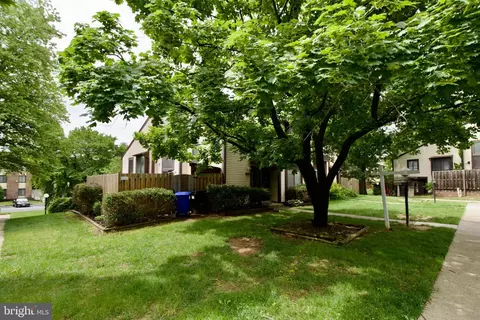 Exterior - 7313 Split Rail Ln, Laurel, MD 20707 photo 5 of 5