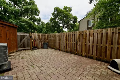 Exterior - 7313 Split Rail Ln, Laurel, MD 20707 photo 2 of 5