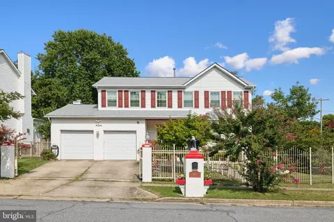 9406 Shallow Creek Ln, Fort Washington, MD 20744