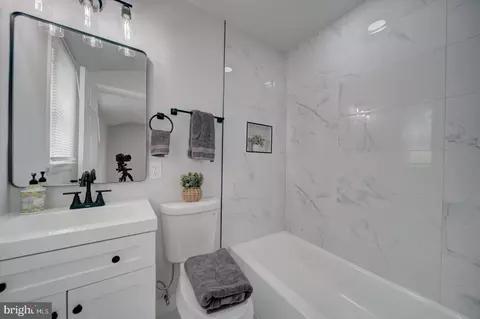 Bath - 6802 Elbrook Rd, Lanham, MD 20706 photo 4 of 4