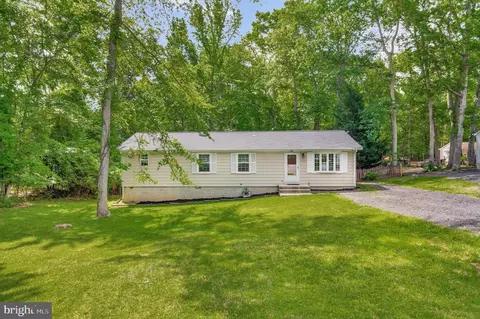 216 Manning Rd E, Accokeek, MD 20607