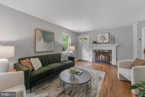 5837 Dewey St, Landover, MD 20785
