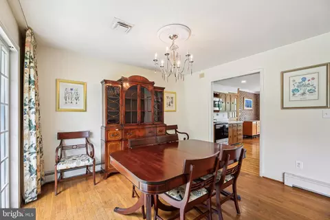 7410 Good Luck Rd, Lanham, MD 20706 photo 12