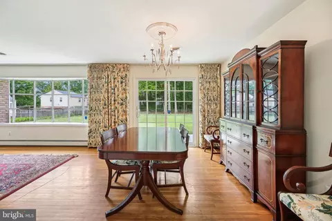 7410 Good Luck Rd, Lanham, MD 20706 photo 11