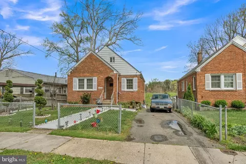 3808 Allison St, Brentwood, MD 20722