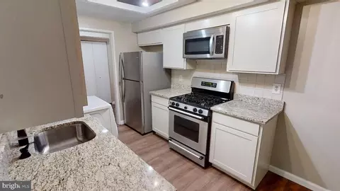 10239 Prince Pl #26-T1, Marlboro, MD 20774