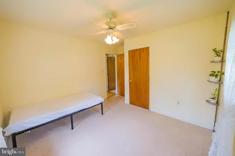 Bedroom - 9608 Middleridge Ct, Brandywine, MD 20613 photo 5 of 7