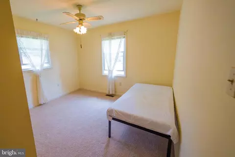 Bedroom - 9608 Middleridge Ct, Brandywine, MD 20613 photo 4 of 7