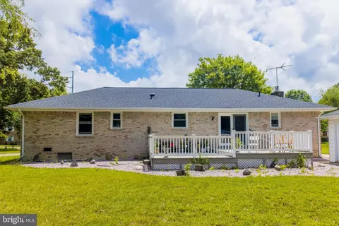 Exterior - 9608 Middleridge Ct, Brandywine, MD 20613 photo 6 of 8